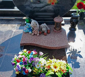 Детские памятники: символ вечной любви и утраты